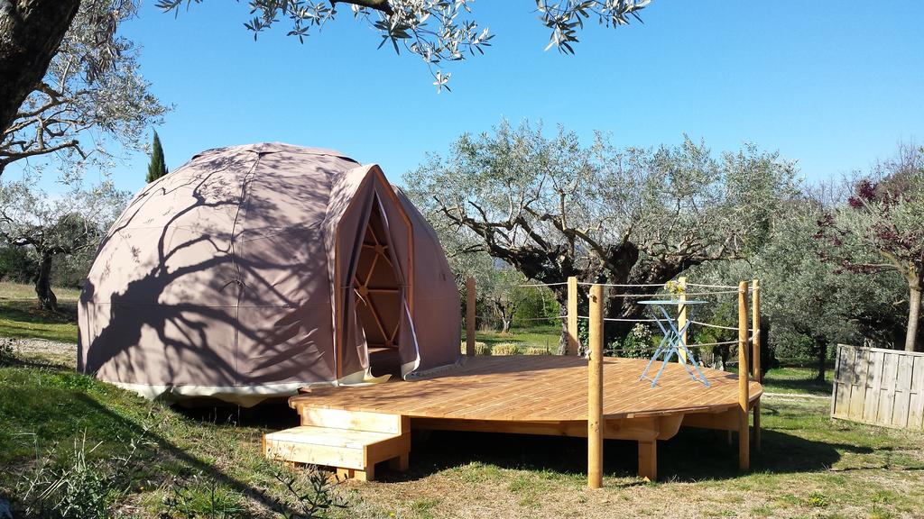 Quels sont les 3 meilleurs campings 3 étoiles en Dordogne ?