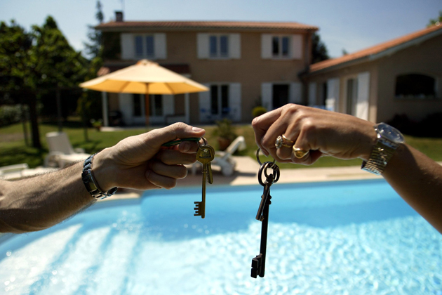 Échanger sa maison pour les vacances, comment procéder ?